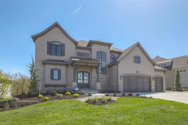 17032 Parkhill ST, Overland Park, KS 66221