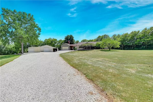 Spring Hill, KS 66083,30727 W 225th ST