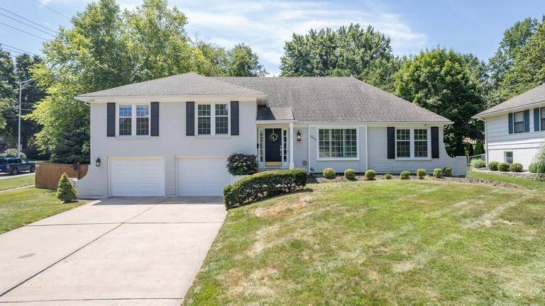 5501 W 86th ST, Overland Park, KS 66207