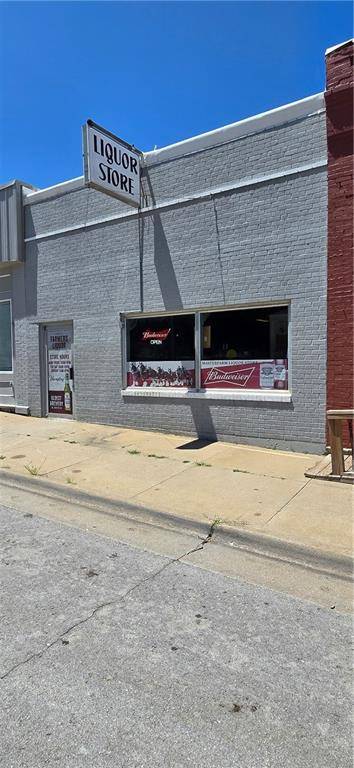 305 S Union ST, Mc Louth, KS 66054
