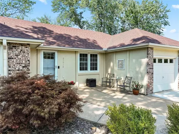 Shawnee, KS 66218,21910 W 73rd TER