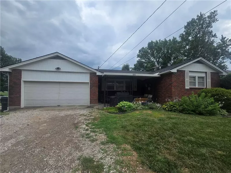 202 Elmer ST, Wellington, MO 64097