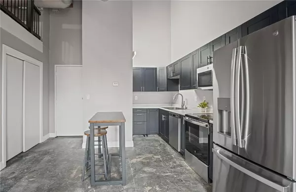 Kansas City, MO 64105,113 W 5th ST #309