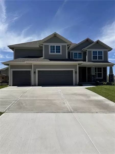 2749 W Dartmouth ST, Olathe, KS 66061