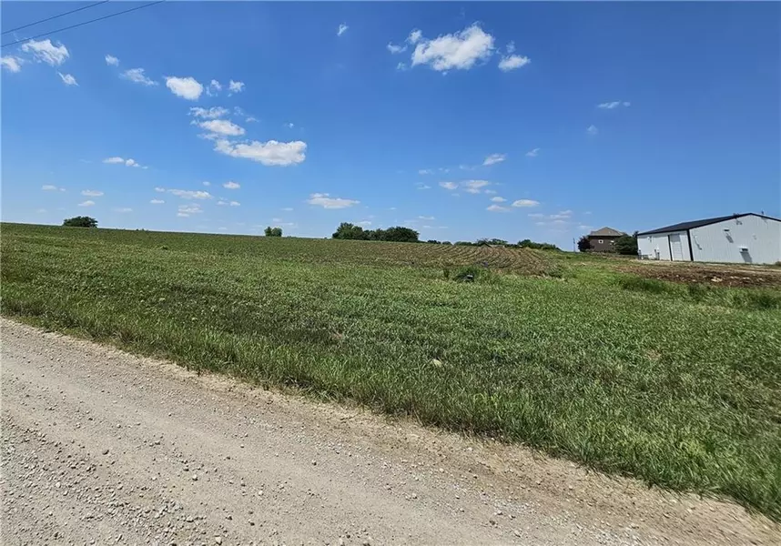 W 239th ST, Louisburg, KS 66053