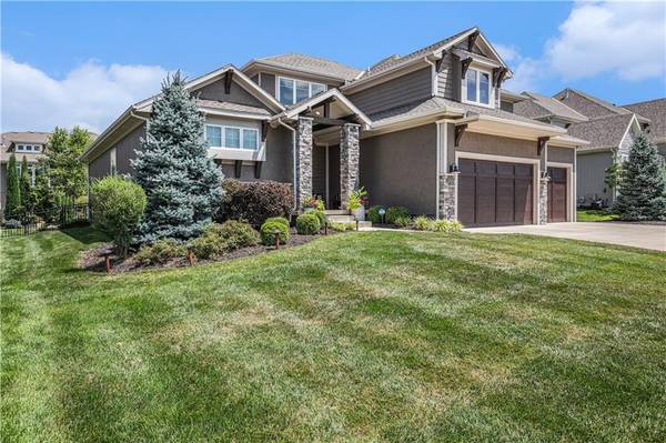 12418 W 163rd TER, Overland Park, KS 66221