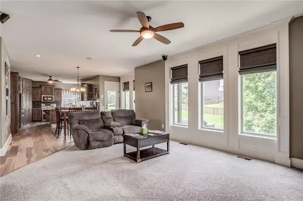 Kearney, MO 64060,406 Yolanda CIR