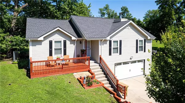 203 Scout ST, Camden Point, MO 64018