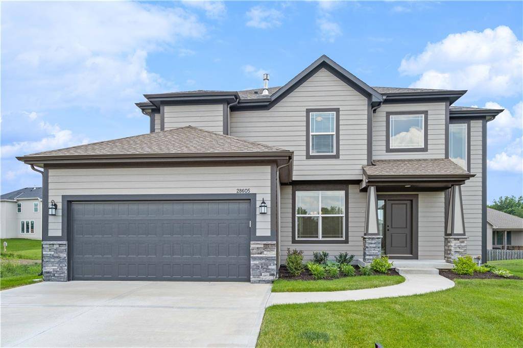 28605 W 161st TER, Gardner, KS 66030