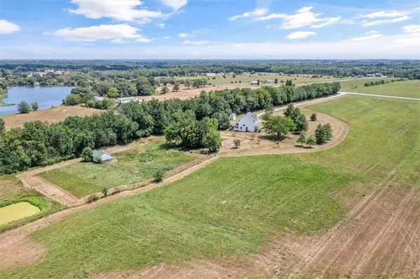 Baldwin City, KS 66006,1148 N 1st RD