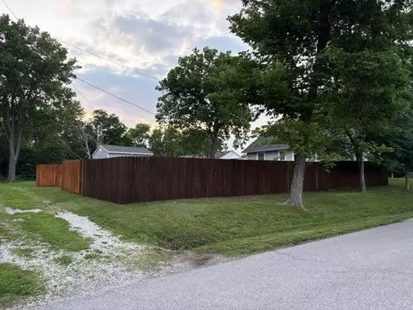 Peculiar, MO 64078,383 E Broadway ST