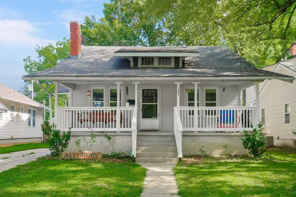 Osawatomie, KS 66064,327 Parker AVE