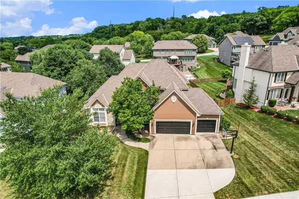 Lee's Summit, MO 64064,5713 NE Sapphire CT