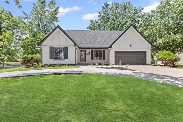 Overland Park, KS 66212,7401 W 99th ST