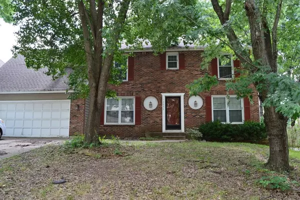 13655 S Sycamore ST, Olathe, KS 66062