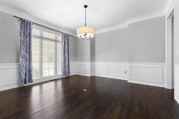 Shawnee, KS 66216,5329 Park ST