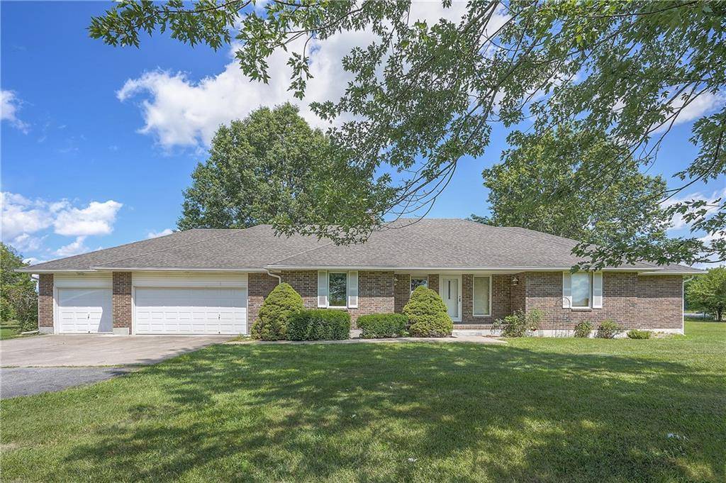 21007 S Cleveland AVE, Belton, MO 64012