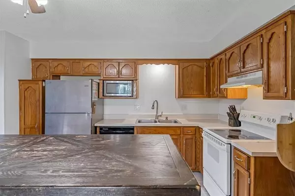 Blue Springs, MO 64014,518 NE 6th ST #A