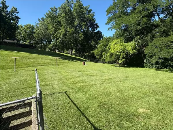 St Joseph, MO 64505,620 Tyronne ST