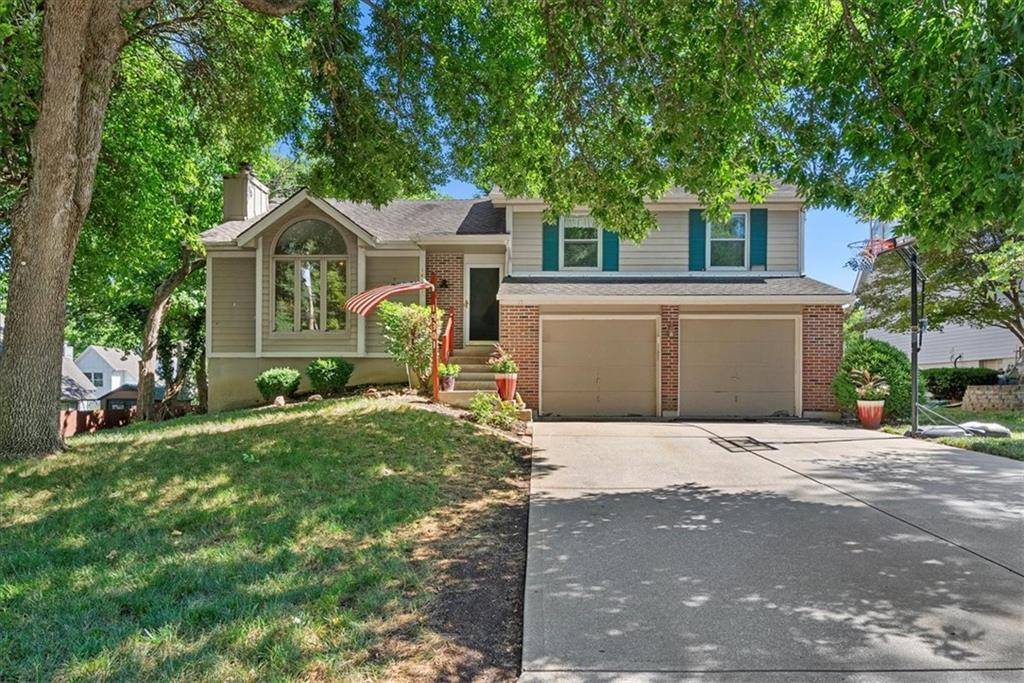 14301 W 122nd ST, Olathe, KS 66062