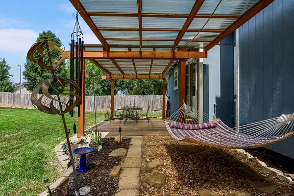 Louisburg, KS 66053,1229 Starbrooke DR