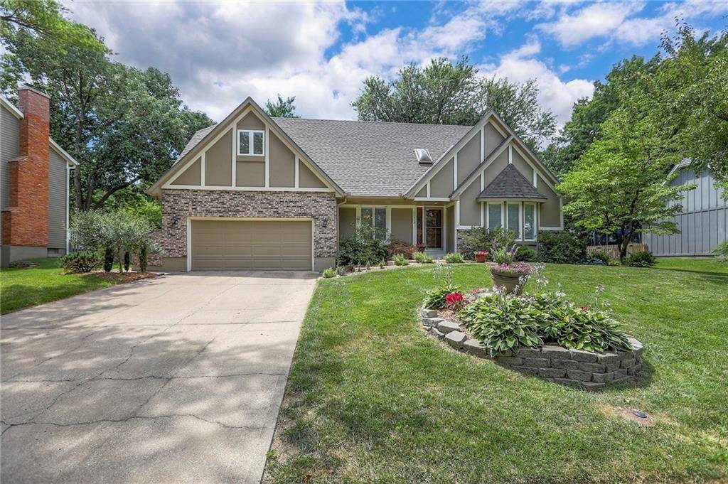 11512 Hadley ST, Overland Park, KS 66210
