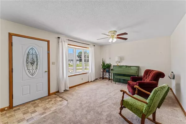 Emma, MO 65327,205 Oak ST