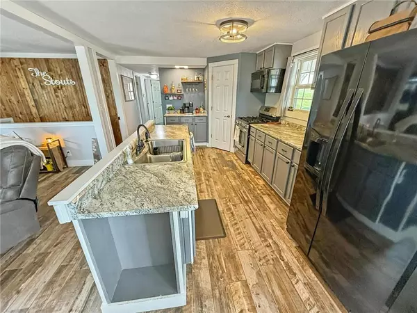 Maryville, MO 64468,26240 LAKEVIEW DR