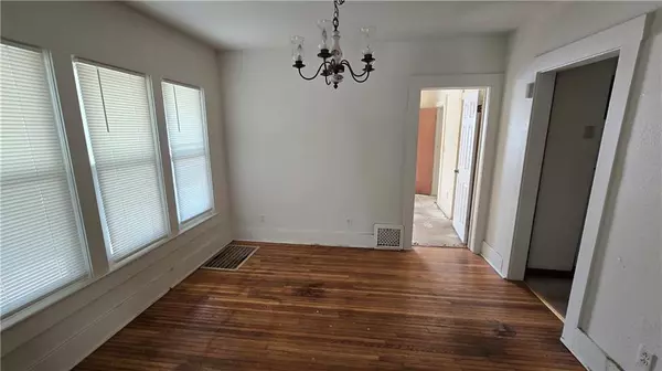 Cameron, MO 64429,332 High ST