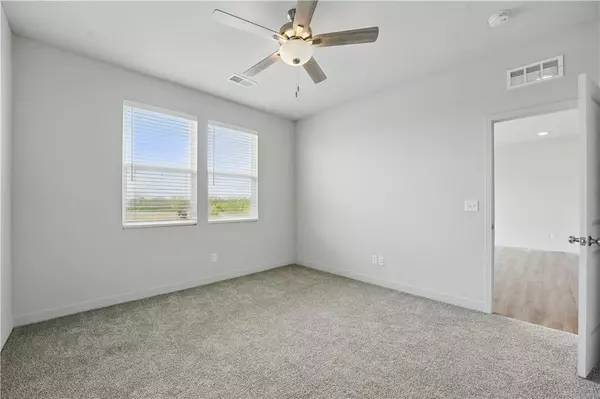 Lee's Summit, MO 64086,12422 Acacia DR