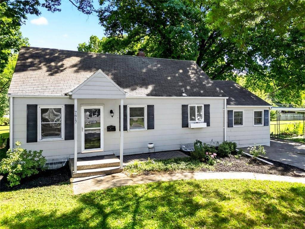 7617 W 63rd TER, Overland Park, KS 66202