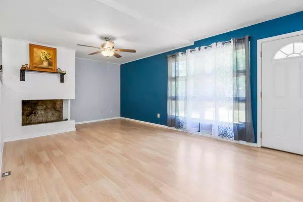 Ottawa, KS 66067,1202 S Willow ST