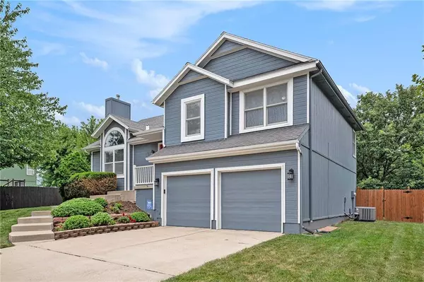 Olathe, KS 66062,18502 W 163rd ST