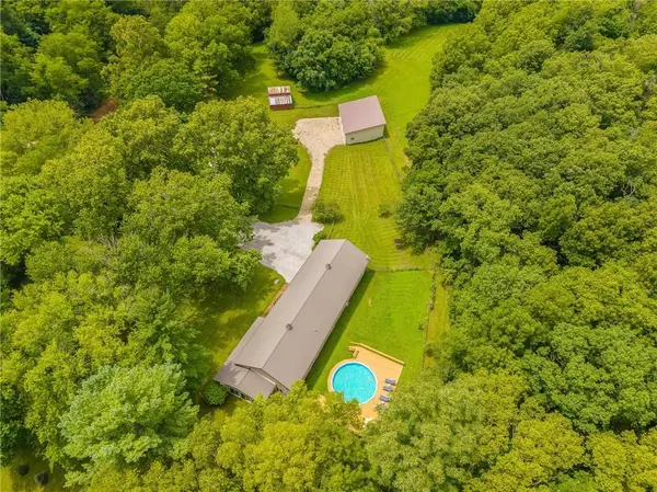 4701 SW Bethel RD, St Joseph, MO 64504