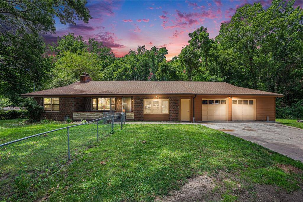 6327 YECKER AVE, Kansas City, KS 66104