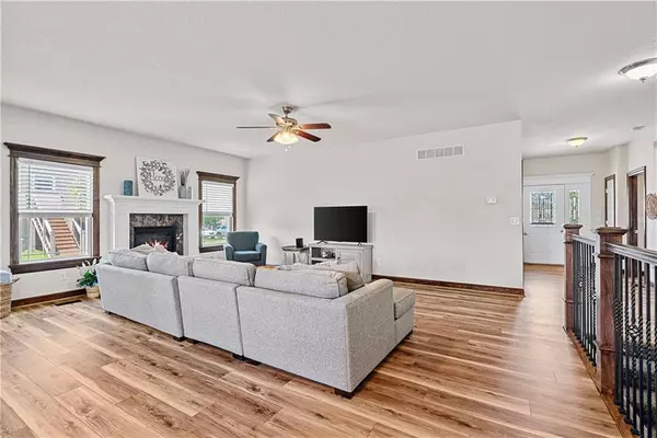 Eudora, KS 66025,1658 Davis CIR