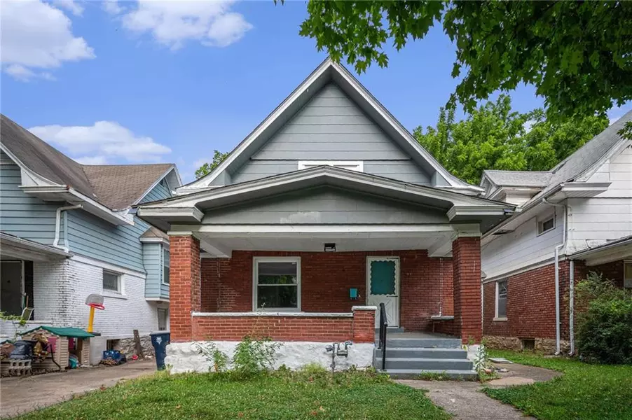 3344 Chestnut AVE, Kansas City, MO 64128