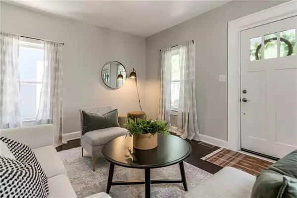 Kansas City, MO 64016,521 TRACY AVE