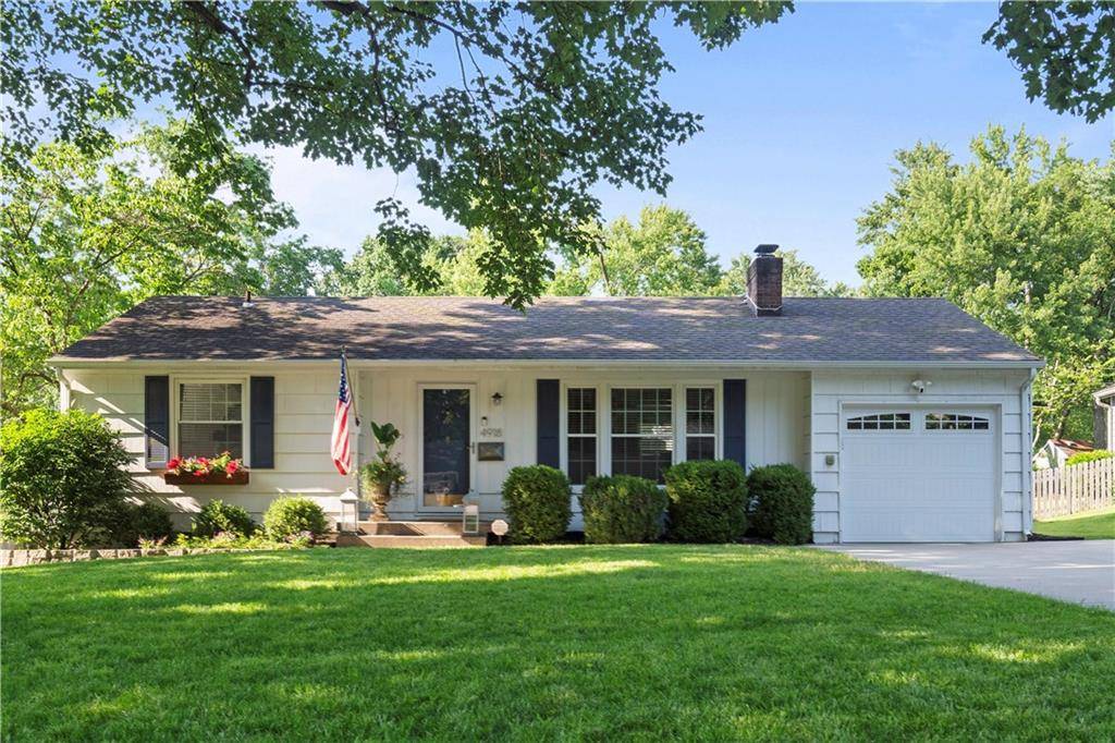 4918 W 78th ST, Prairie Village, KS 66208