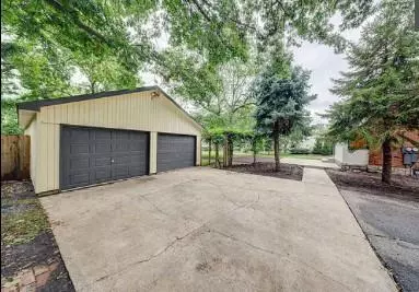 Overland Park, KS 66204,6925 Santa Fe DR