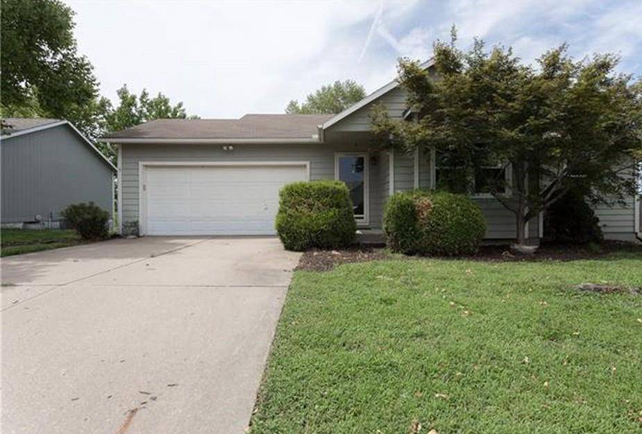 1705 Sycamore CT, Eudora, KS 66025