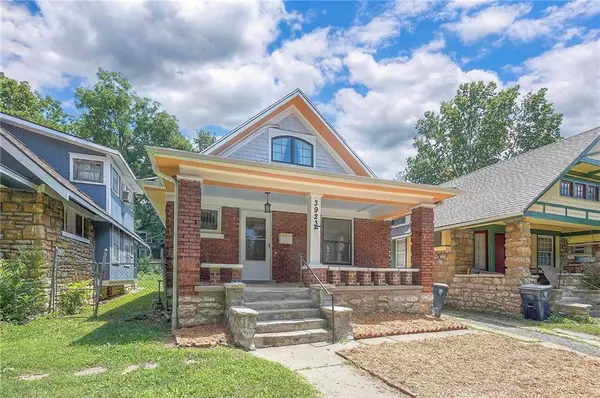 3923 Campbell ST, Kansas City, MO 64110