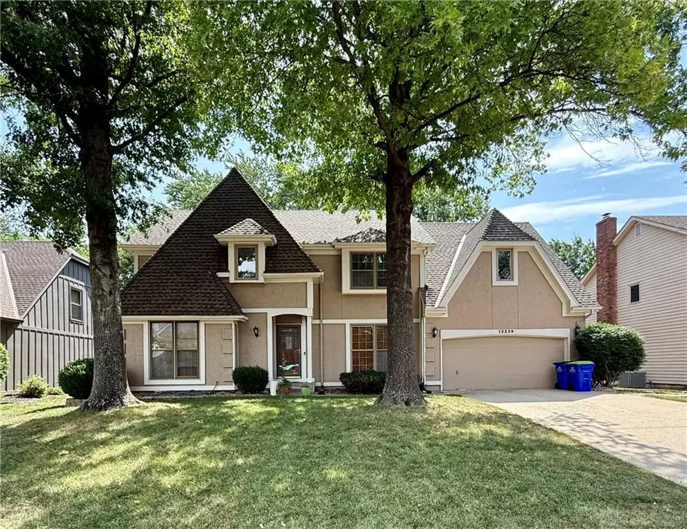 Overland Park, KS 66213,12229 Carter ST
