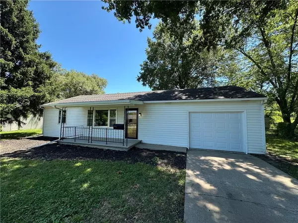 533 Utah ST, Leavenworth, KS 66048
