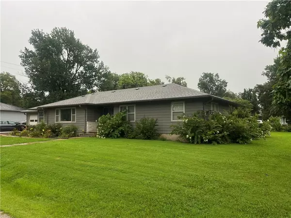 Humboldt, KS 66748,219 S 12th ST