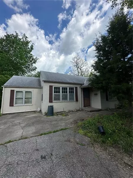 1029 S 55th ST, Kansas City, KS 66106