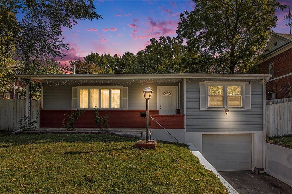 619 N 23rd ST, St Joseph, MO 64506
