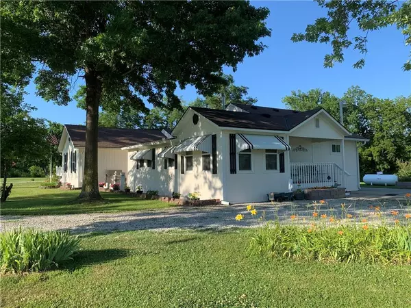 Oak Grove, MO 64075,8005 S Buckner Tarsney RD