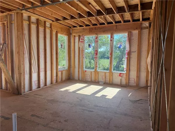 Overland Park, KS 66085,3409 W 187th ST