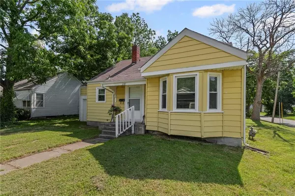 Clinton, MO 64735,218 S Orchard ST